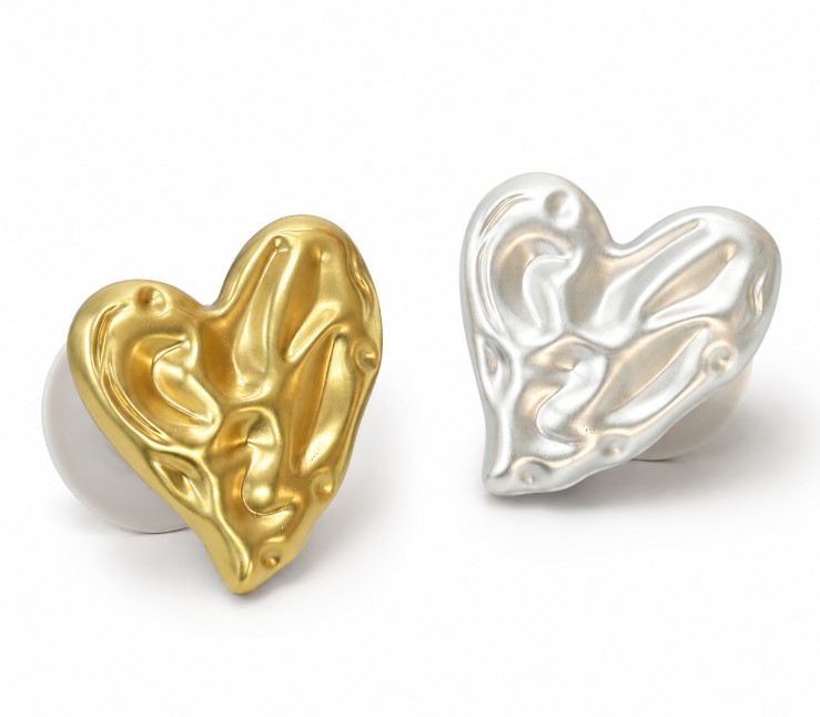 Heart-Shaped Metallic Pop Socket